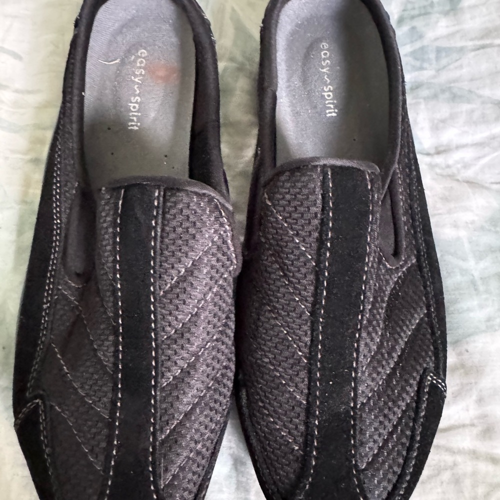 Easy Spirit Men's Black Slip-On Shoes